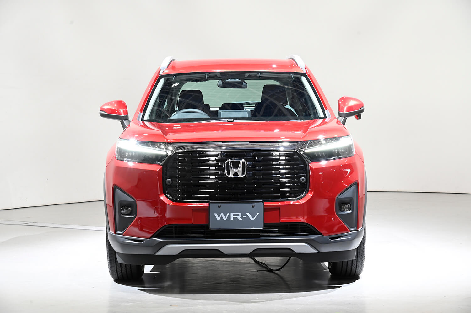 ホンダの新型SUV「WR-V」が実用性も経済性も抜群の直球ど真ん中なコンパクトSUVだった 〜 画像4