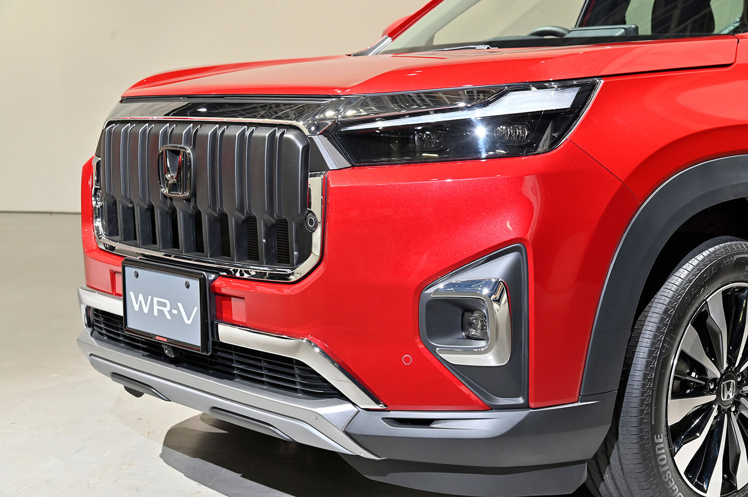 ホンダの新型SUV「WR-V」が実用性も経済性も抜群の直球ど真ん中なコンパクトSUVだった 〜 画像20