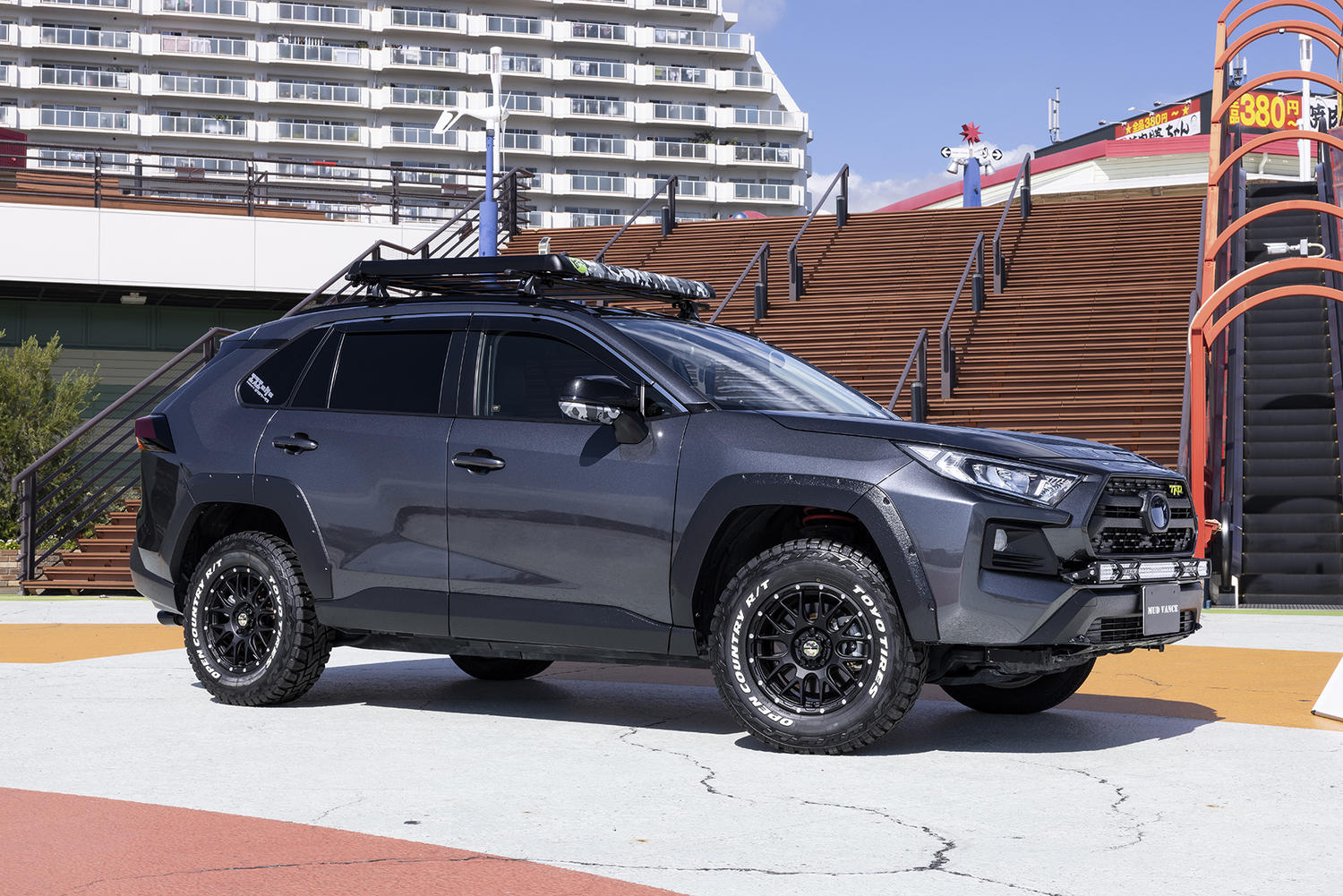 トヨタRAV4に装着したウェッズ マッドヴァンス08 〜 画像4