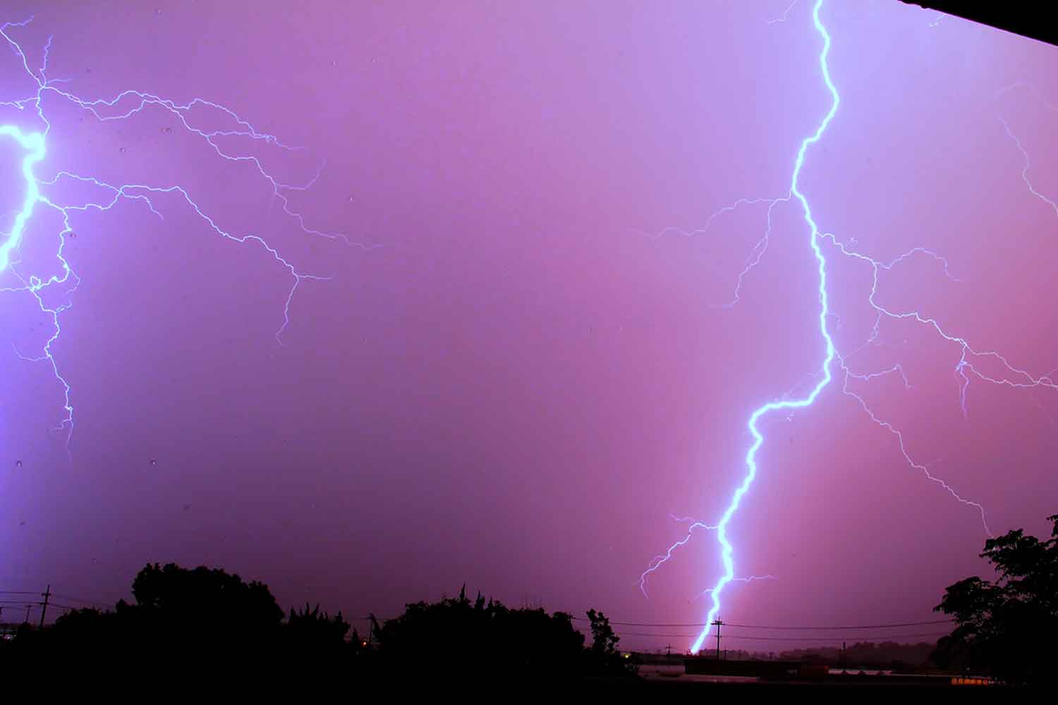 クルマに「雷が落ちる」とどうなるのか考えてみた 〜 画像1