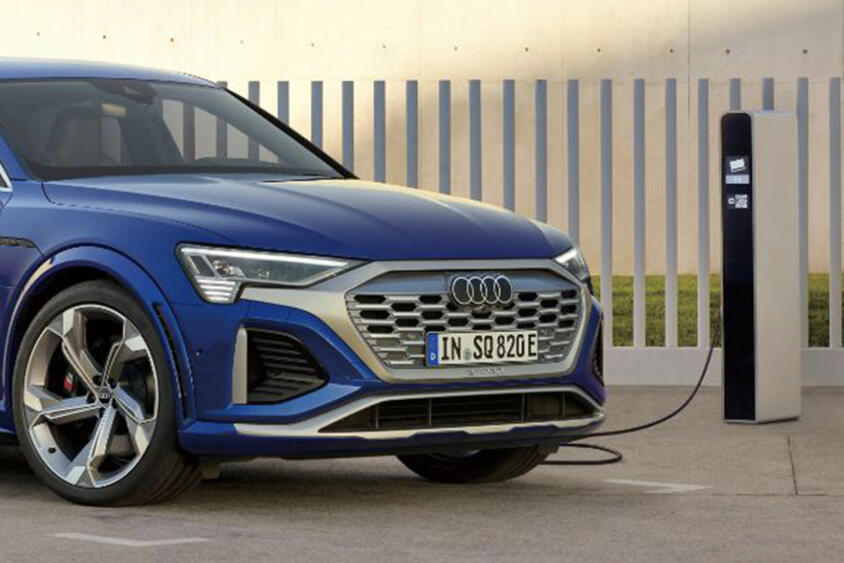 最大150kWの急速充電に対応したハイパフォーマンス電動モデルに！　アウディ SQ8 Sportback e-tronが登場