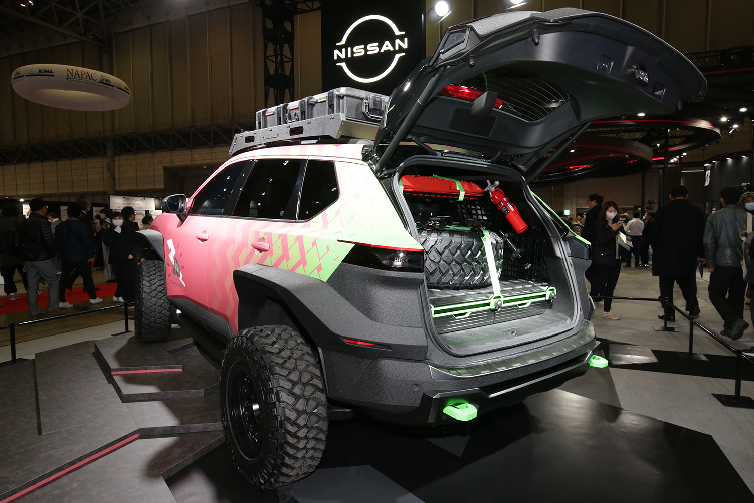 「X-TRAIL CRAWLER CONCEPT」のリヤスタイリング 〜 画像4