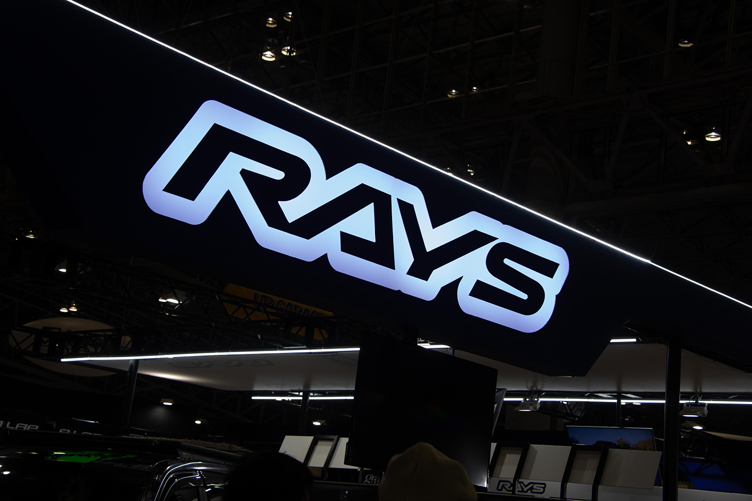 RAYSブースはホイールもデモカーも必見 〜 画像2