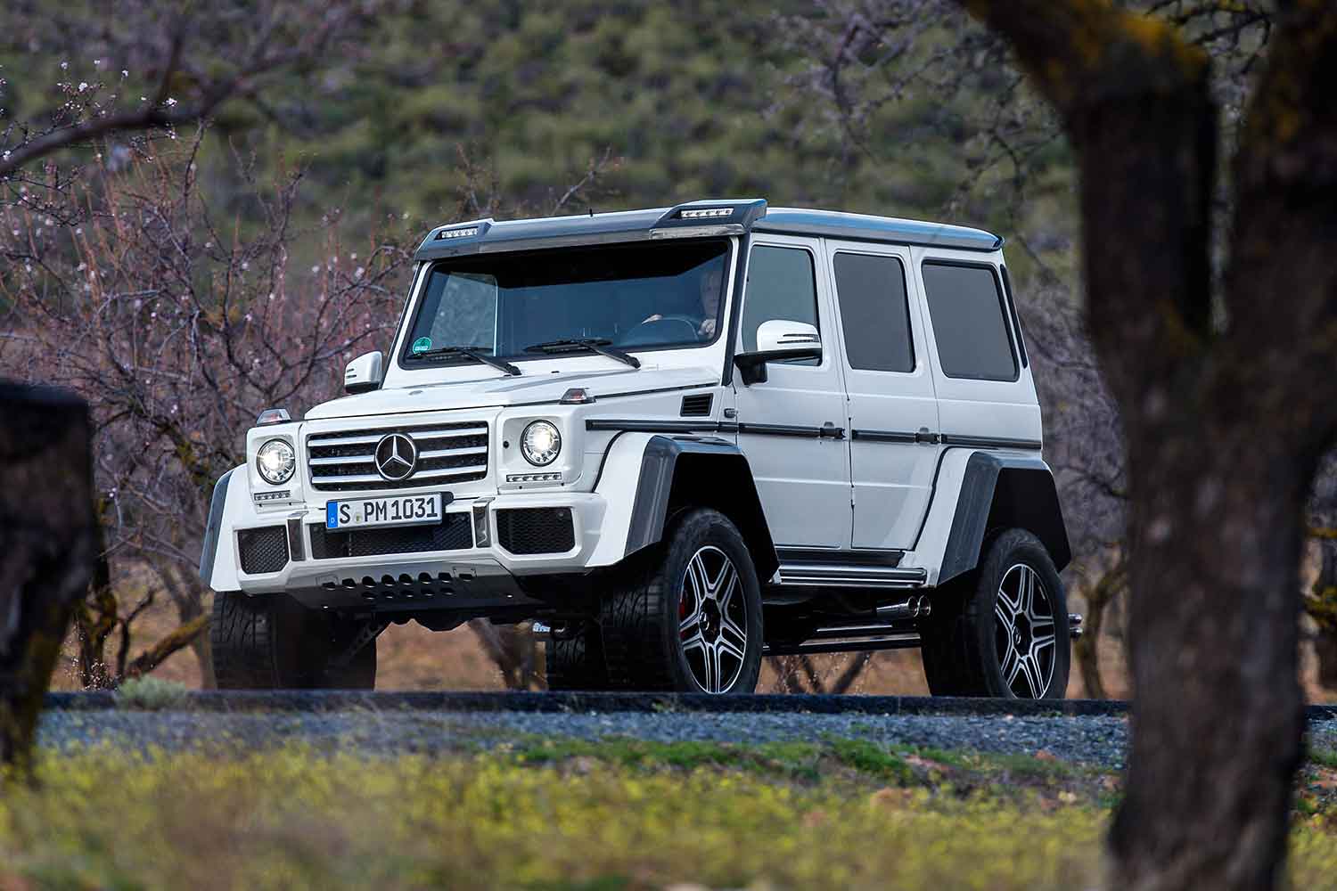 メルセデス・ベンツ G550 4×4²のフロントスタイリング 〜 画像13