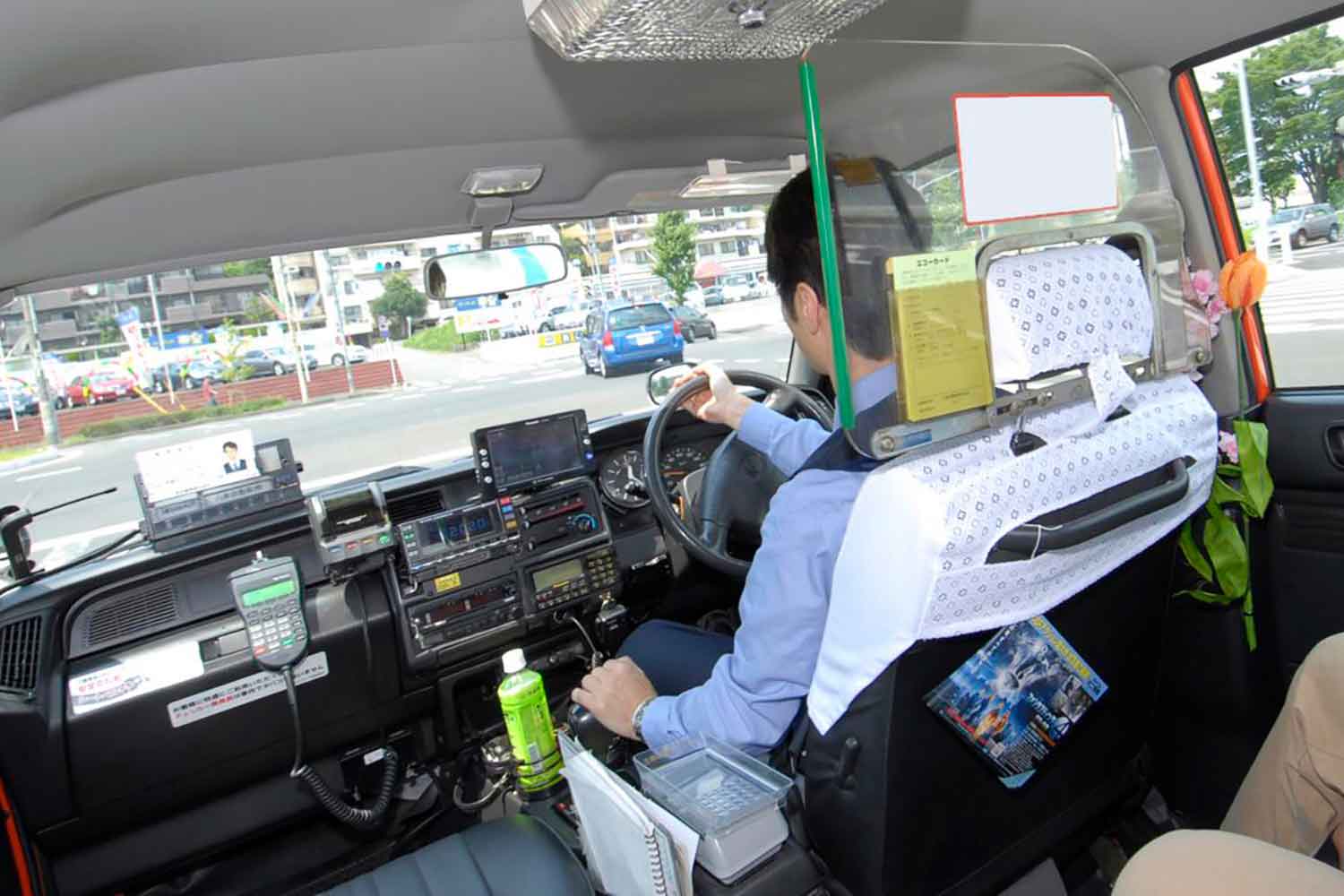 タクシー運転手の運転風景