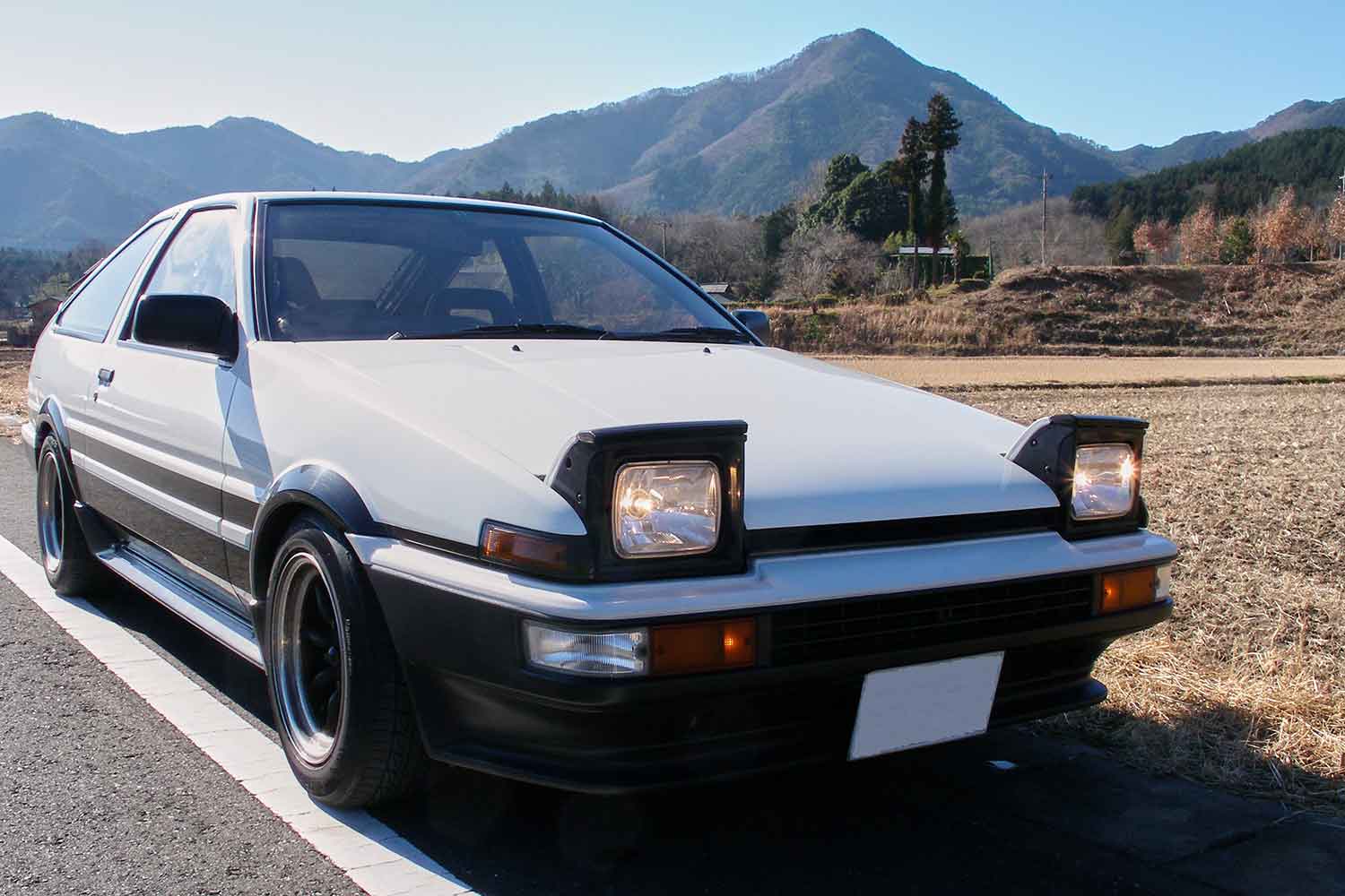 トヨタ・スプリンタートレノ（AE86）のフロントスタイリング 〜 画像5