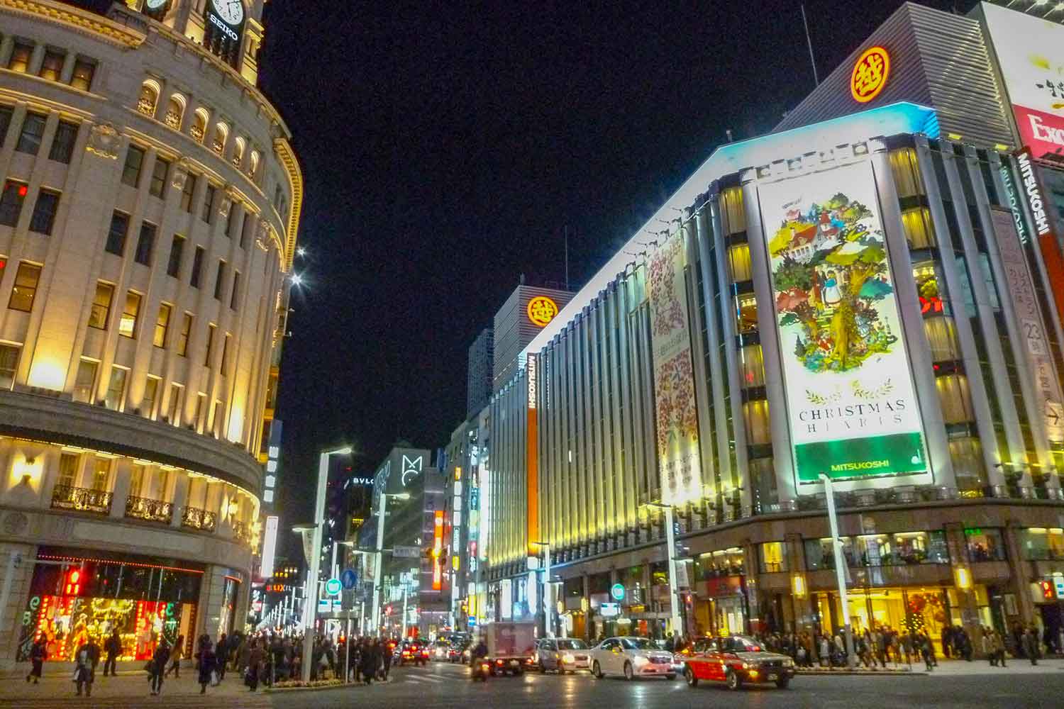 銀座の大通り