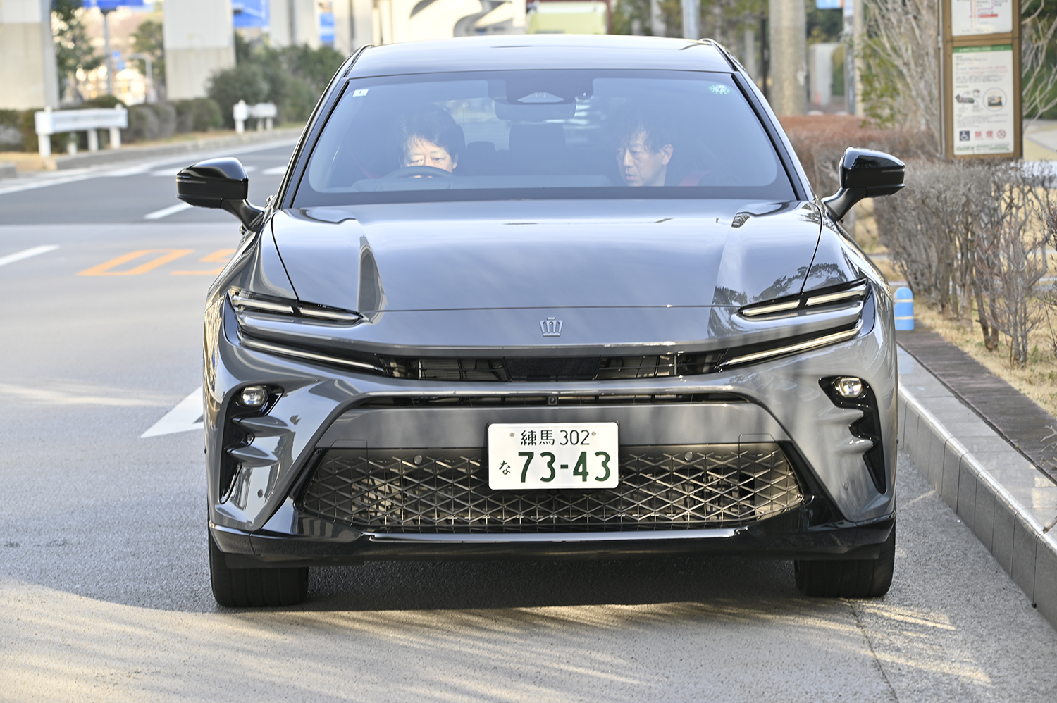 トヨタ・クラウンスポーツPHEV