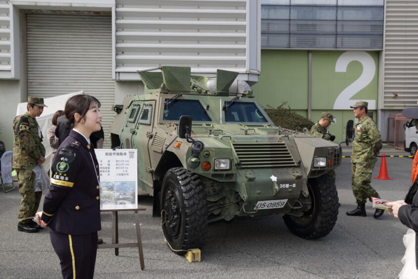 内部撮影不可のレア車両は必見！　ニッポンを守る自衛隊ブースがファンにはたまらない内容だった【大阪オートメッセ2024】