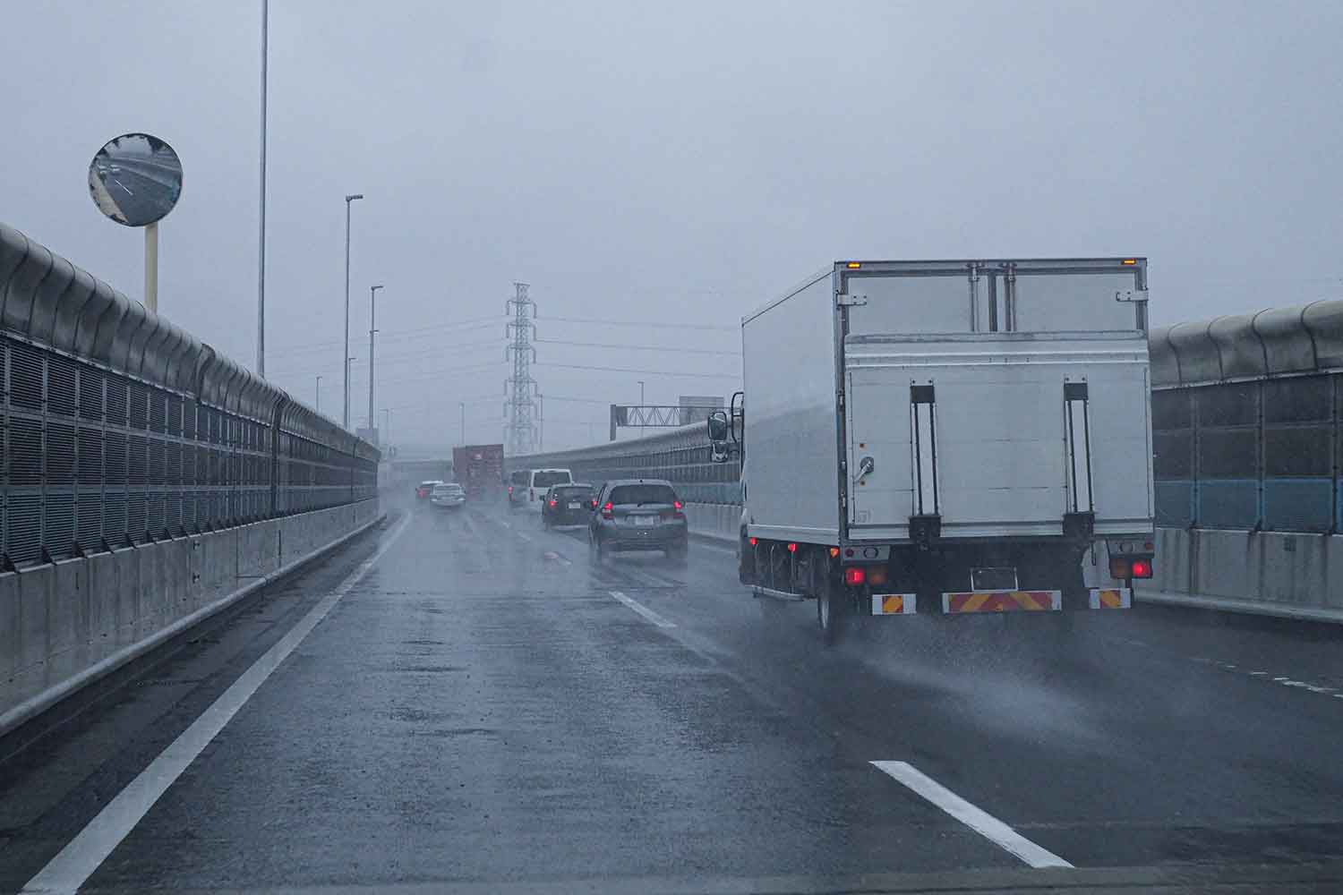 雨天時の高速道路02 〜 画像4