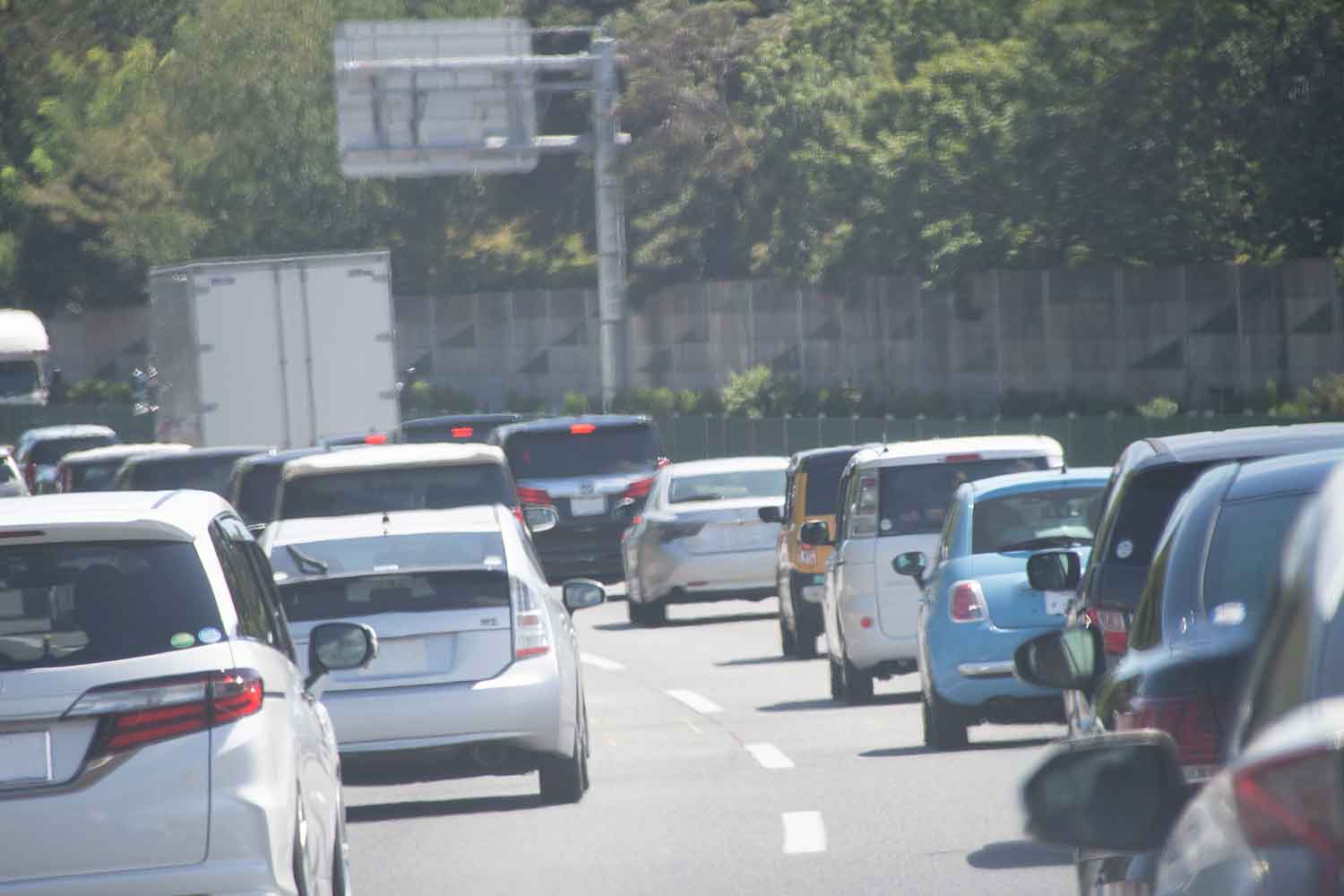 高速道路の渋滞の様子