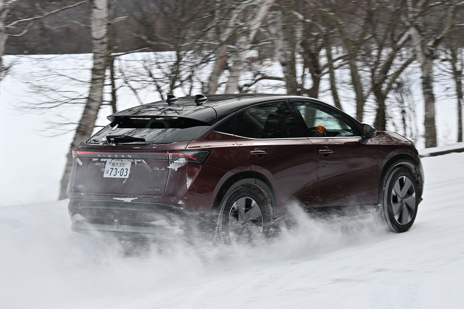 レーシングドライバーが最新の日産車を雪上で一気乗り 〜 画像2