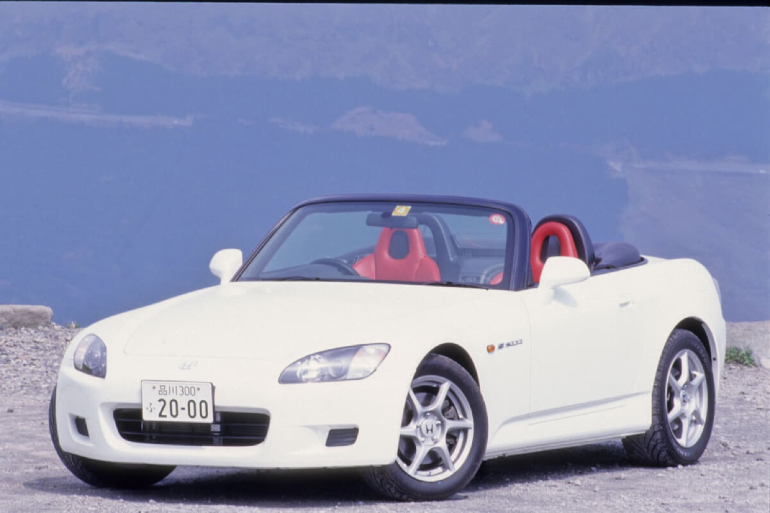 ホンダS2000（前期）のフロントビュー