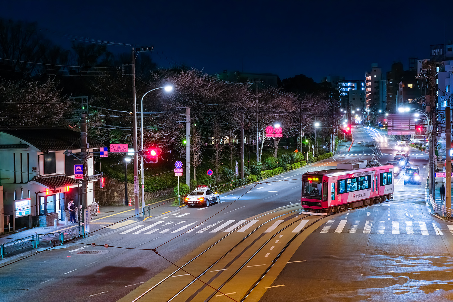 路面電車は街なかにある信号を守ることが前提だった