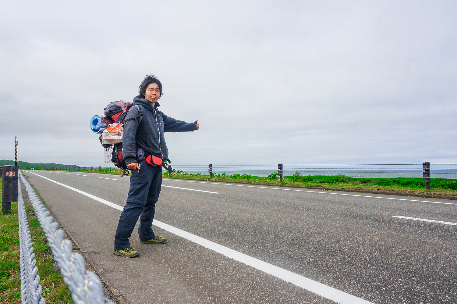 ヒッチハイク中に高速道路のSA・PAで降ろされてクルマが捕まらなかったらどうなる？ 〜 画像5