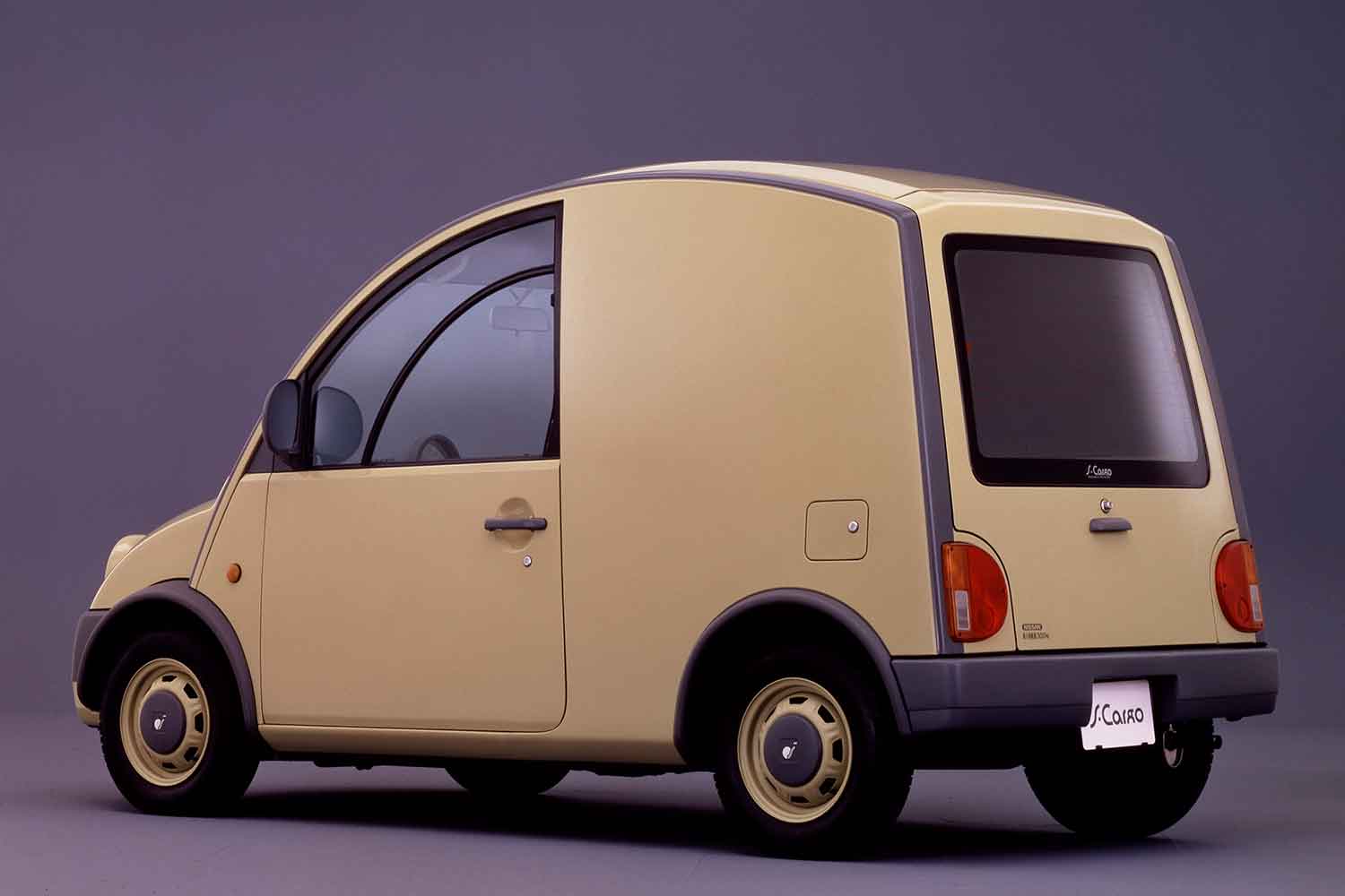 商用車としての実用性はＬサイズ級だった日産エスカルゴ 〜 画像11