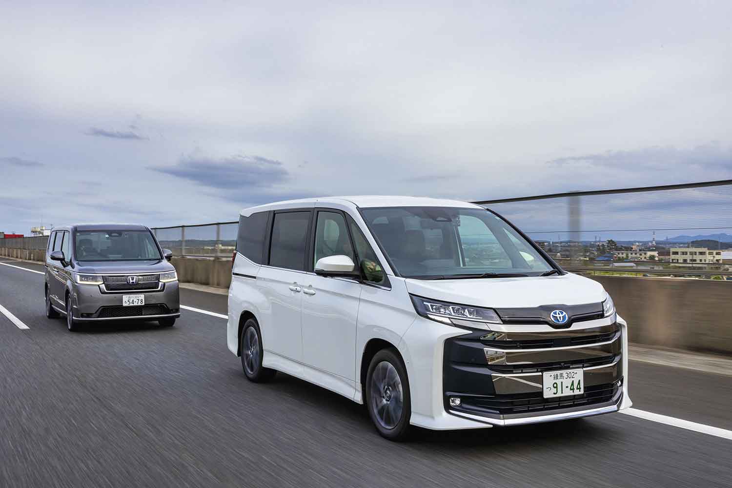 トヨタ・ノア（4代目）とホンダ・ステップワゴン（6代目）の2台走り 〜 画像8