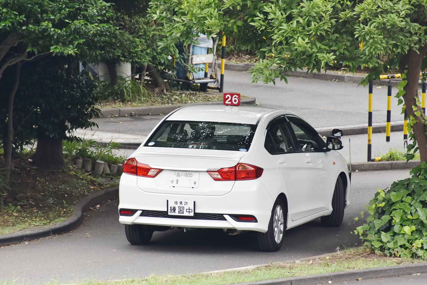 自動車教習所内での技能教習