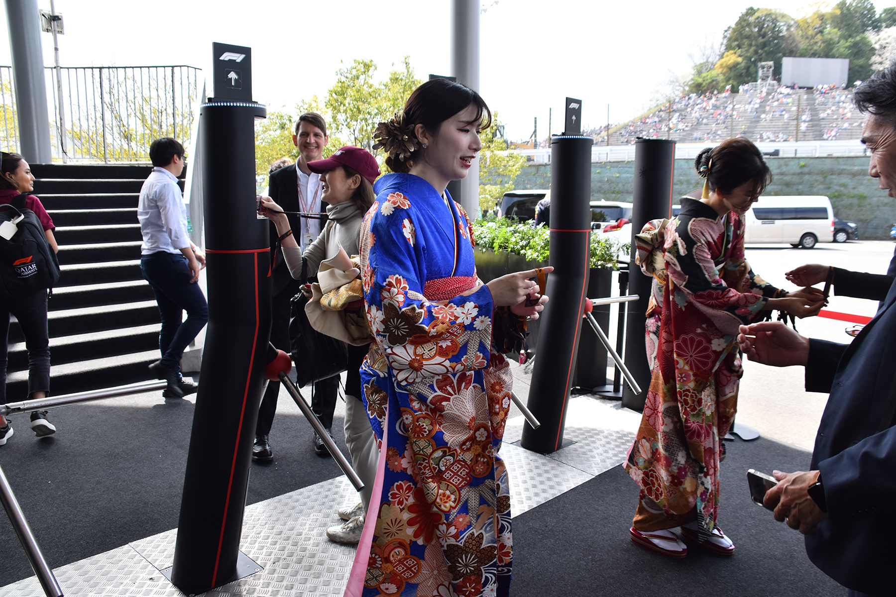 桜満開の鈴鹿がみせたF1日本GP激熱の闘いをカタール航空のパドッククラブから観戦した 〜 画像5