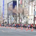 【画像】歩行者でも道交法違反になる！　マラソンや駅伝の規制中に警察の指示に従わず「コースを横断」は罰則の可能性アリ!! 〜 画像5