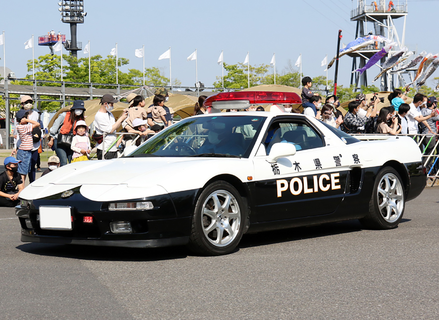 栃木県警のNSXのパトカー