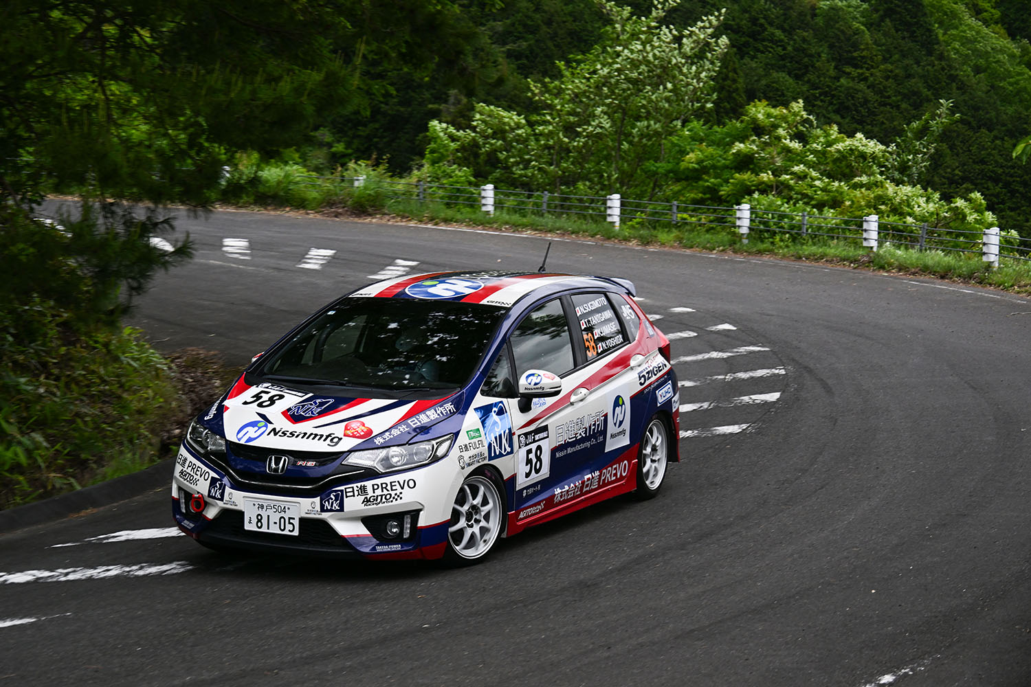 全日本ラリー選手権に参戦中の谷川選手はペースノートに四苦八苦 〜 画像3