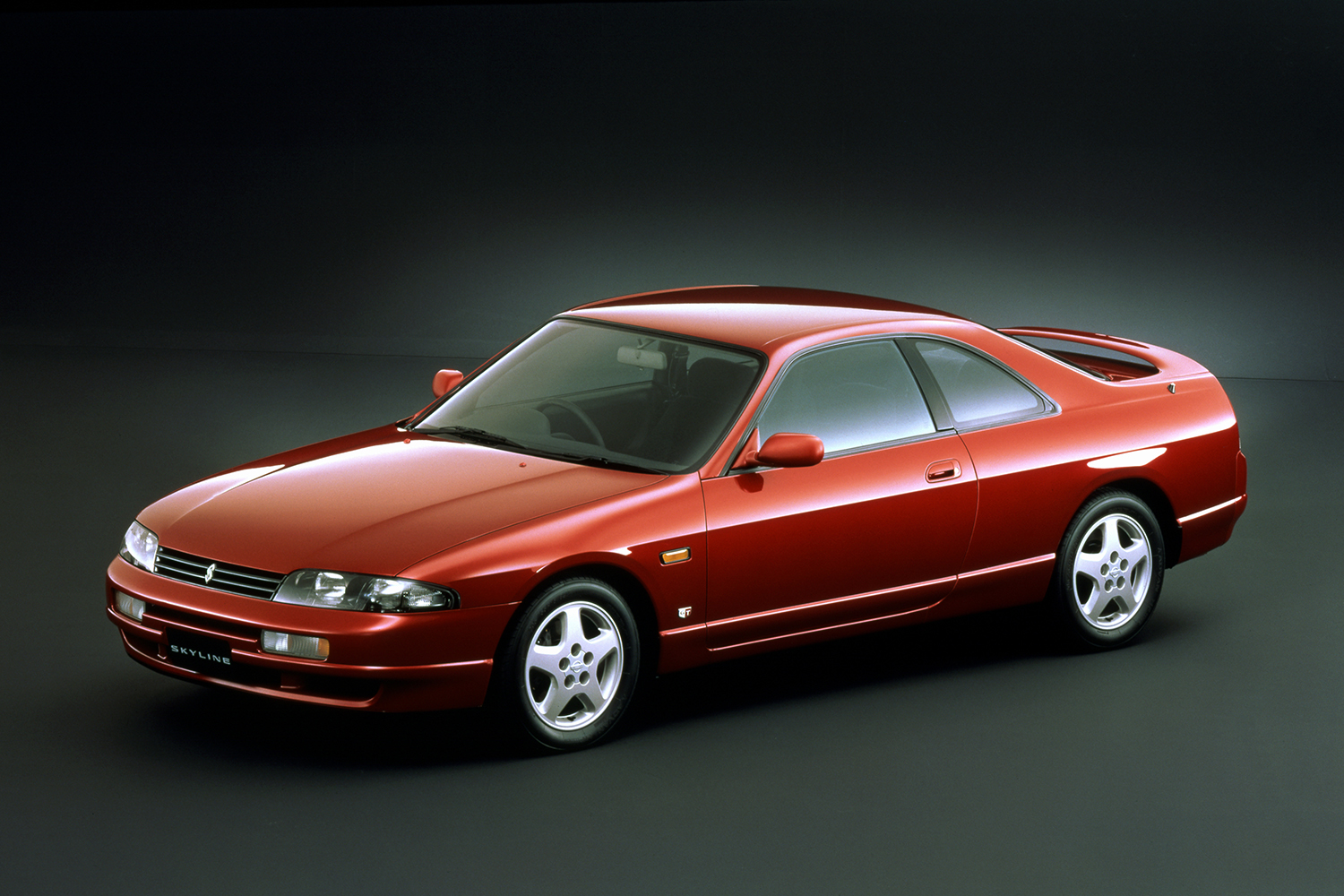 日産スカイライン（R33型）のフロントスタイリング 〜 画像3