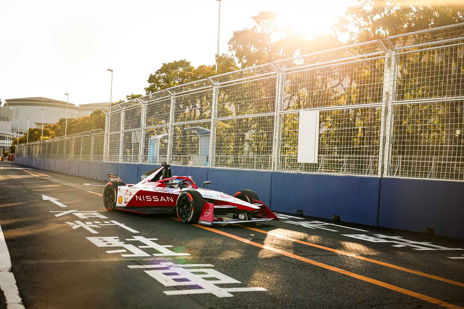 フォーミュラEの東京ラウンドのレース模様