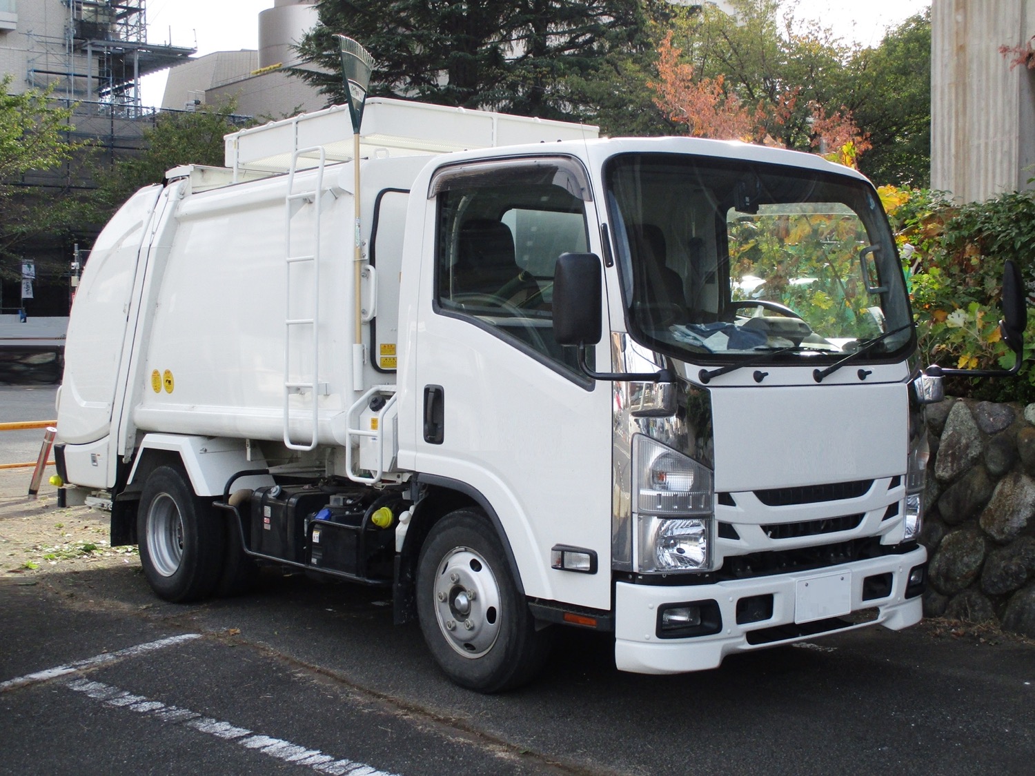 ゴミ収集車 〜 画像9