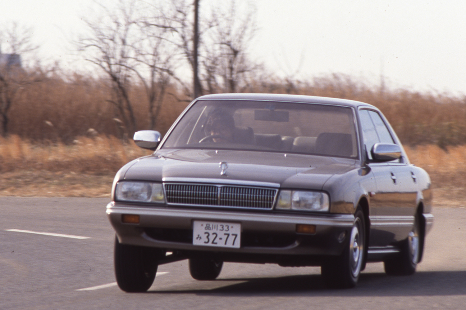 日産シーマ（初代）の走行写真 〜 画像7