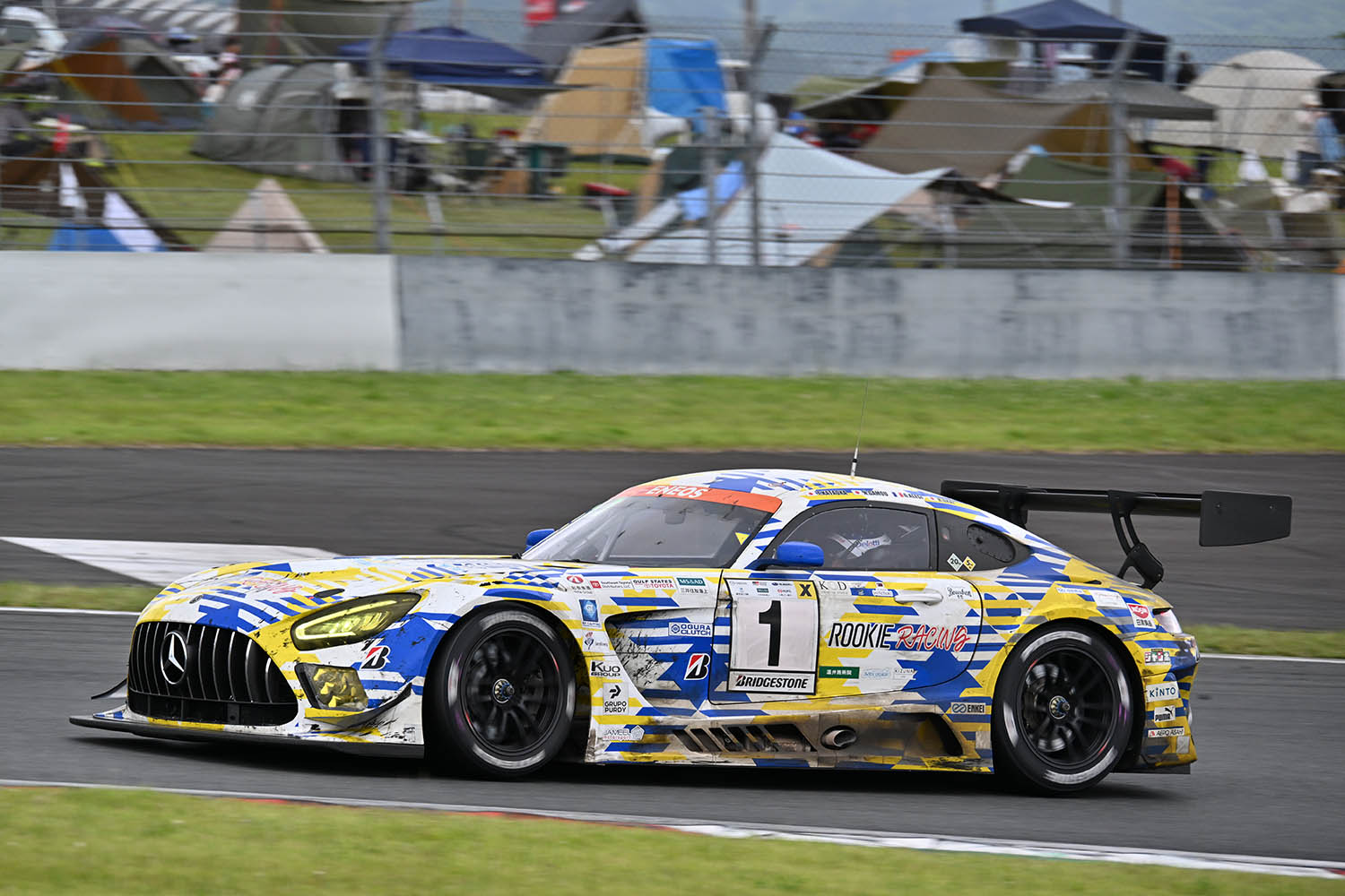 中升ROOKIE AMG GT3の走行シーン