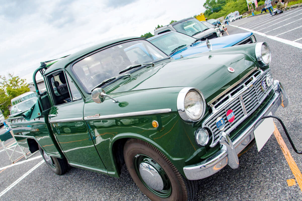 はたらくクルマとしてまたカスタムカーのベース車として67年も親しまれたダットサントラック