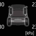 【画像】車体が透けて床下まで見える！　移動する歩行者も検知！　最新車のクルマのモニターが未来の世界だった 〜 画像6