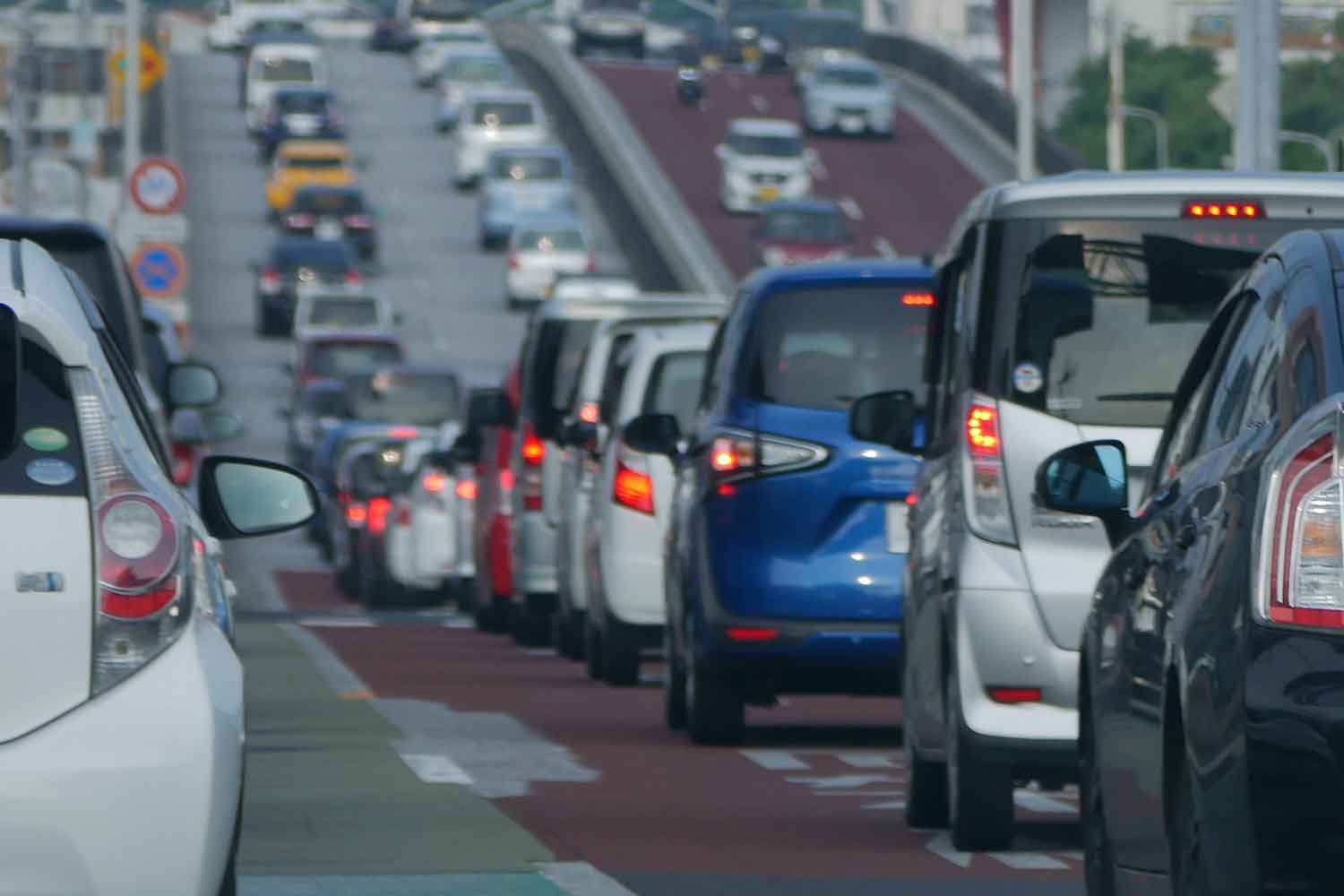 渋滞の車列 〜 画像9