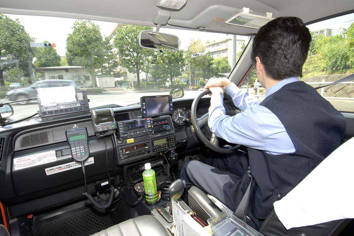 タクシーの車内の様子