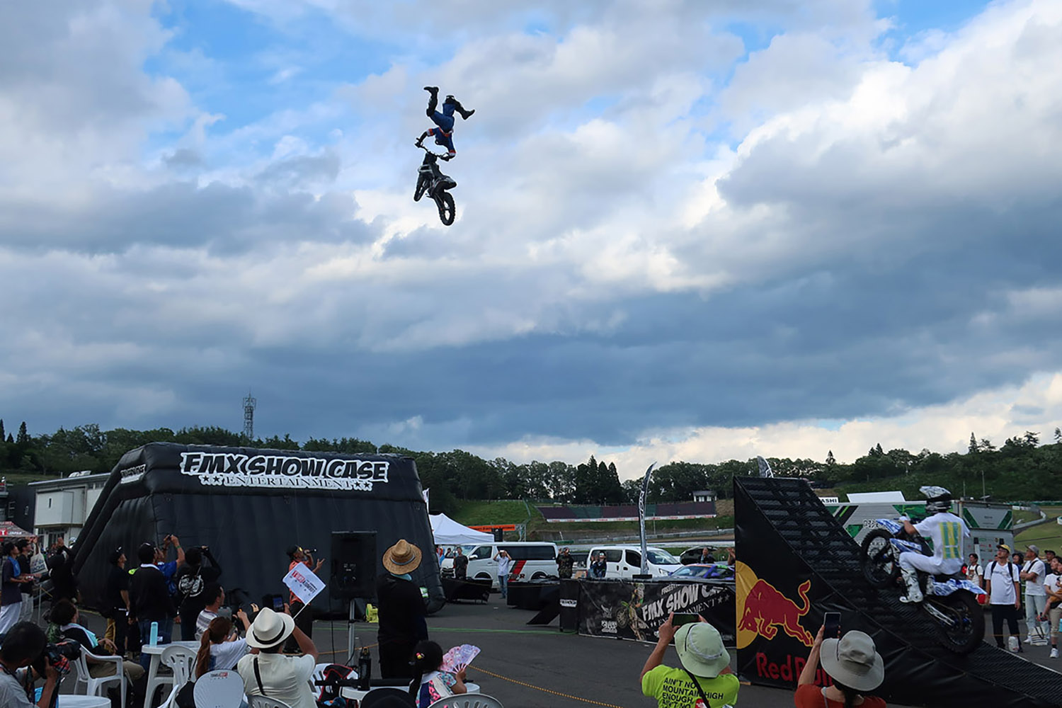 フォーミュラドリフトジャパン2024第４戦決勝の初優勝を巡る闘い 〜 画像51