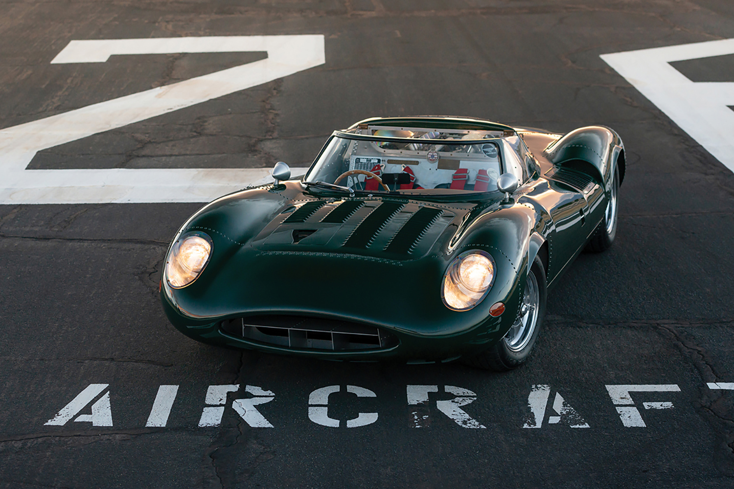 ジャガーXJ13レプリカのフロントスタイリング