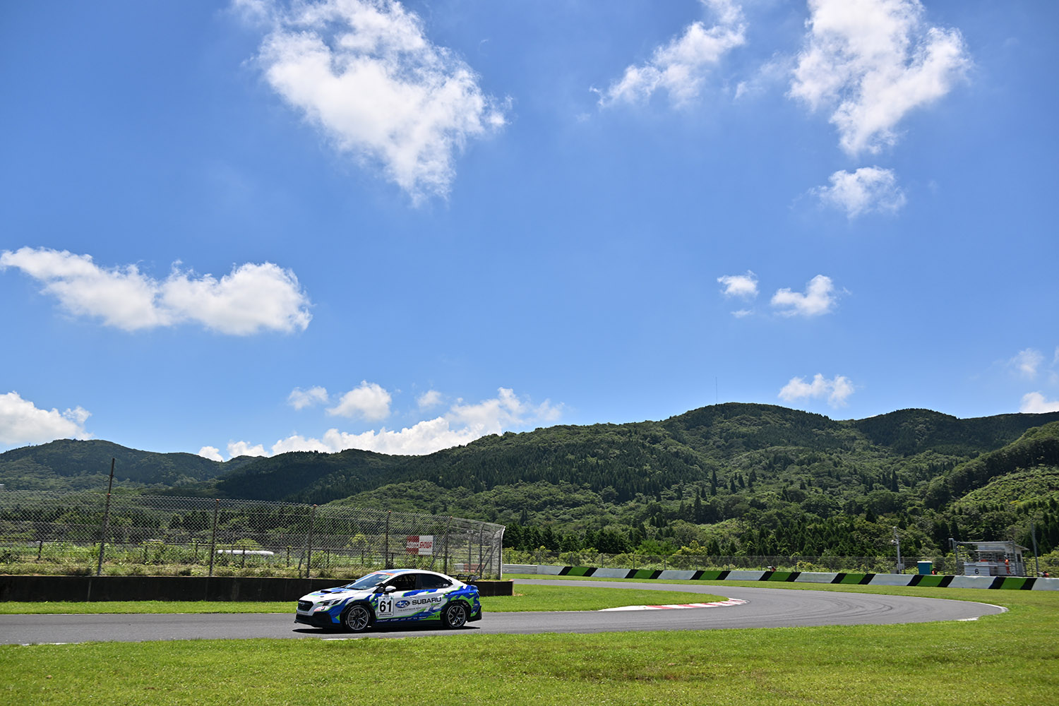 スバルの新型レース車両「ハイパフォX」がいよいよＳ耐参戦 〜 画像31