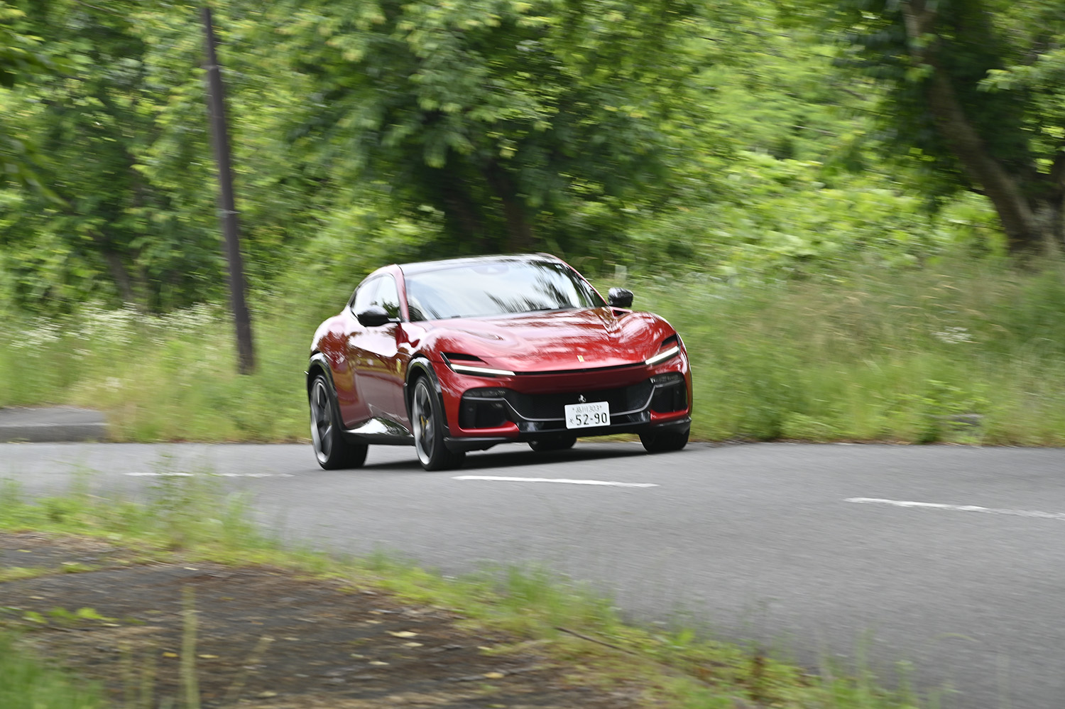 モータージャーナリストの山崎元裕さんがフェラーリ・プロサングエに試乗 〜 画像11