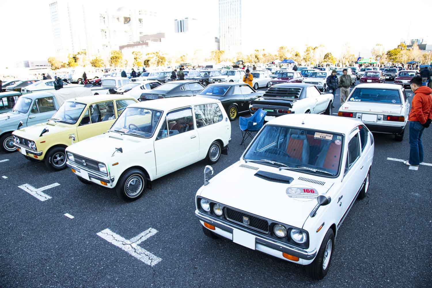 クルマのイベント会場の様子