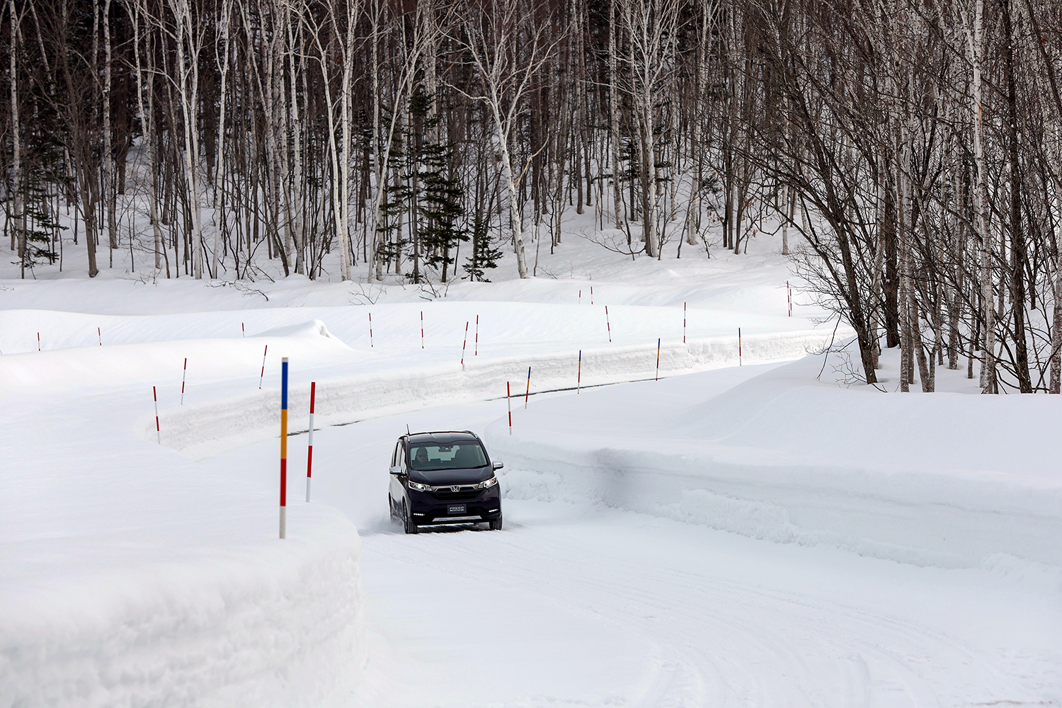 北の大地で試したフリードのAWDモデルは本格的な雪道でも心強かった 〜 画像107