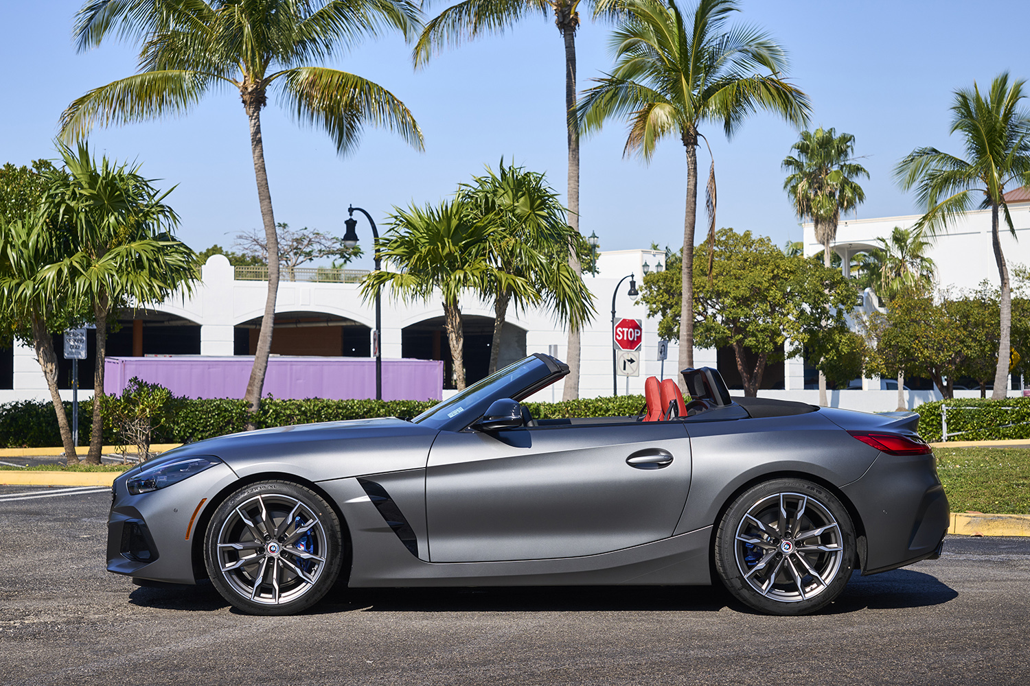 BMW Z4のサイドビュー 〜 画像17