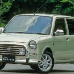 【画像】中古人気の高いレトロ系軽自動車「ミラジーノ」には日陰の先輩がいた！　同じコンセプトなのになぜか超マイナーな「ミラクラシック」とは 〜 画像2