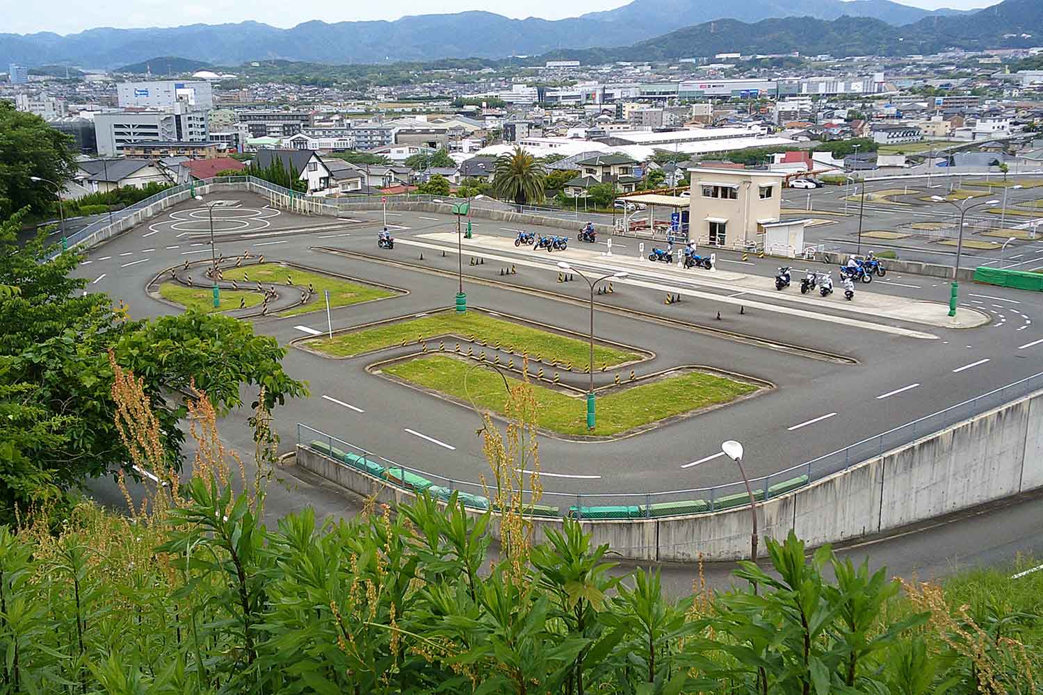 自動車教習所の外観 〜 画像7