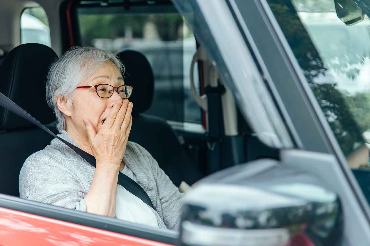 運転ミスを起こした際の高齢者ドライバーのイメージ