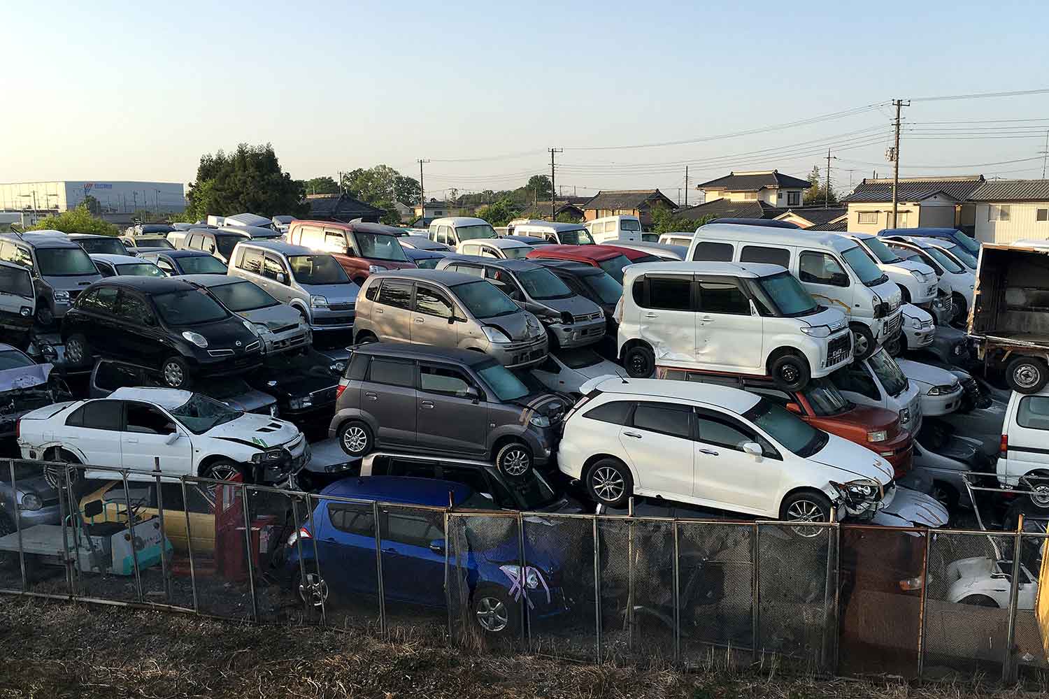 廃車置き場のイメージ 〜 画像6