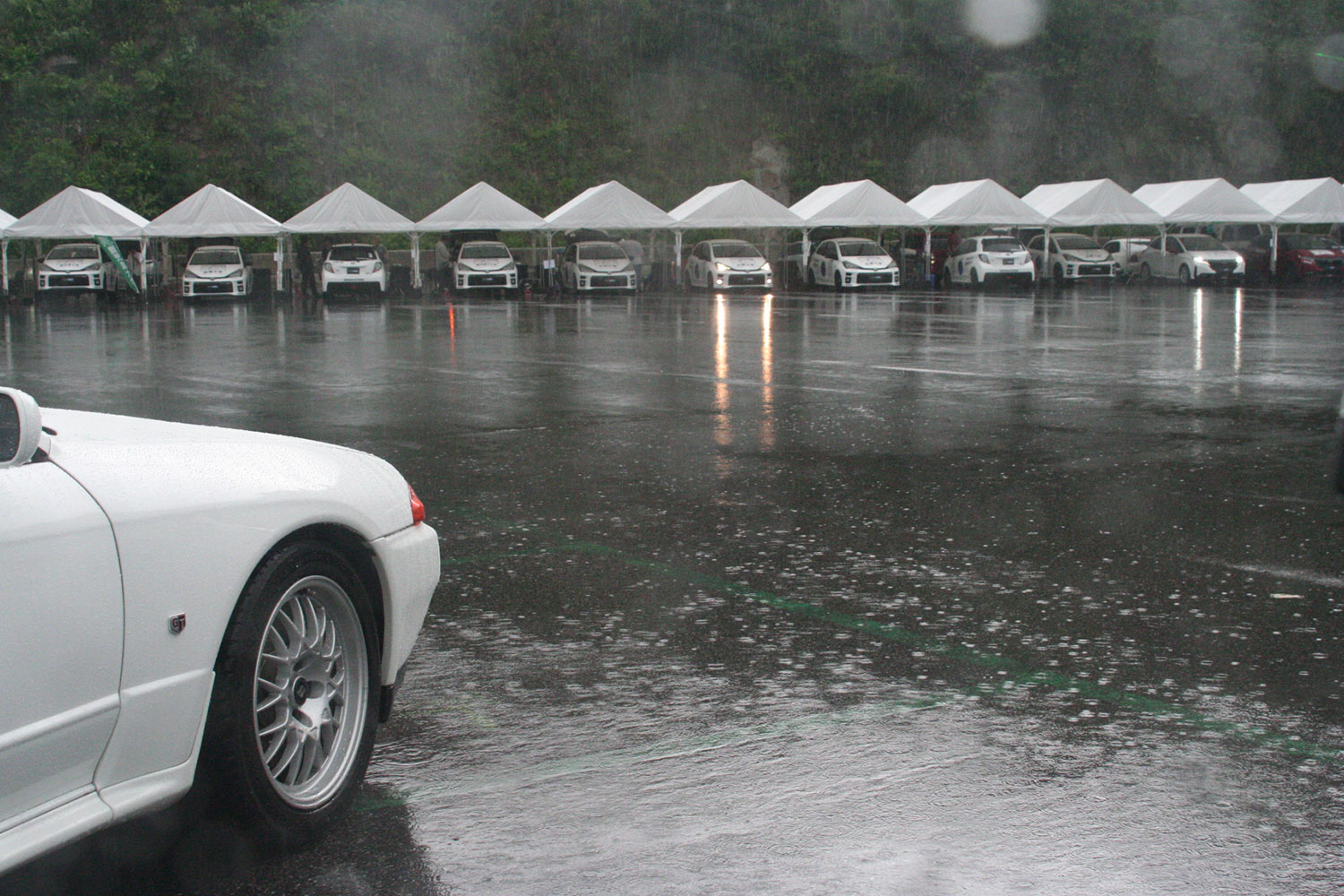 豪雨に見舞われたフォーミュラジムカーナ2024全国決勝大会の決勝戦当日