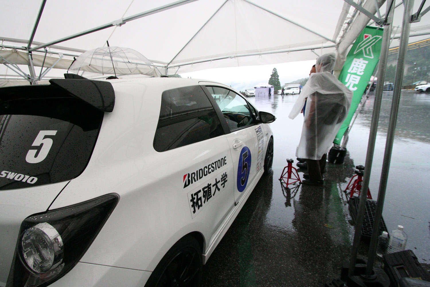 学生たちの熱戦が雨雲を吹き飛ばした「フォーミュラジムカーナ2024全国決勝大会」 〜 画像4