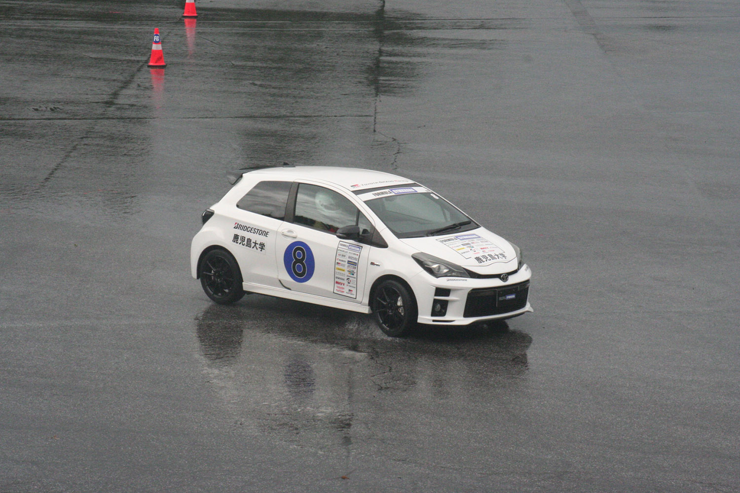 学生たちの熱戦が雨雲を吹き飛ばした「フォーミュラジムカーナ2024全国決勝大会」 〜 画像22