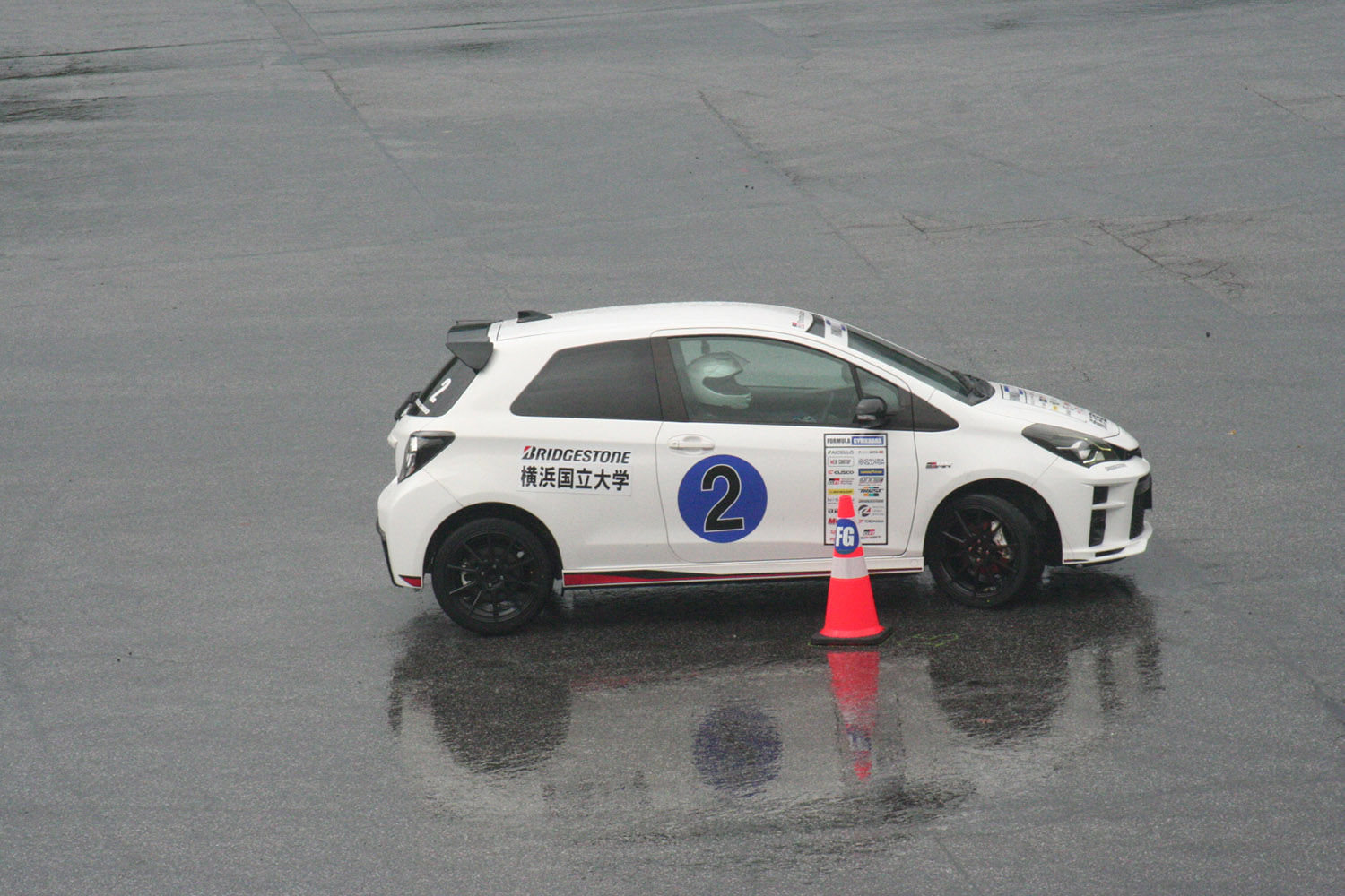 学生たちの熱戦が雨雲を吹き飛ばした「フォーミュラジムカーナ2024全国決勝大会」 〜 画像30